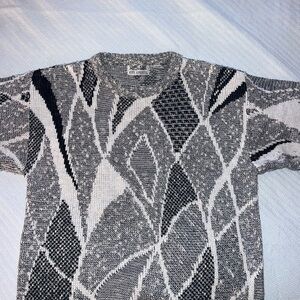VINTAGE City Streets Men's Black and White Patterned Crewneck Sweater